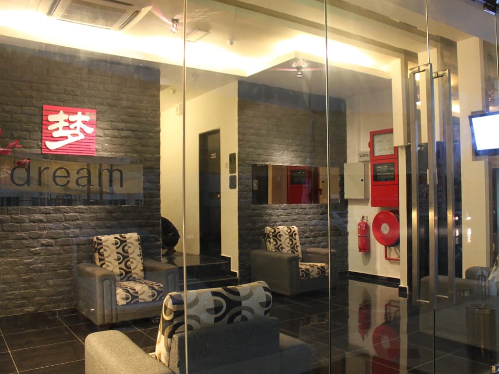 Dream Hotel - photo 14