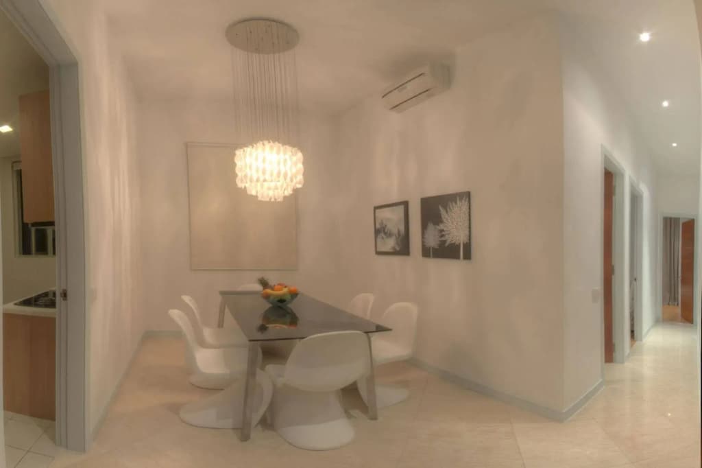 Golden Triangle Suites by Mondo - photo 13