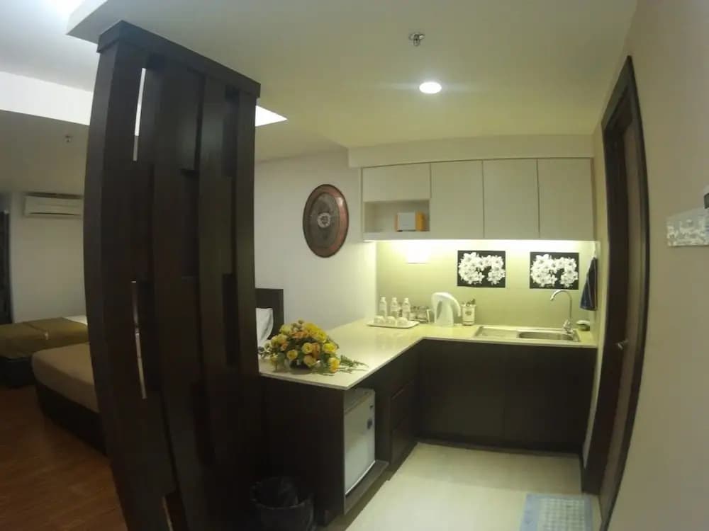 Cyber Studio Apartment - photo 16