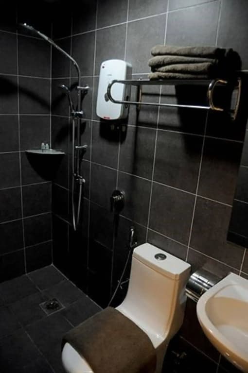 Swiss Hotel Kuala Lumpur - photo 9