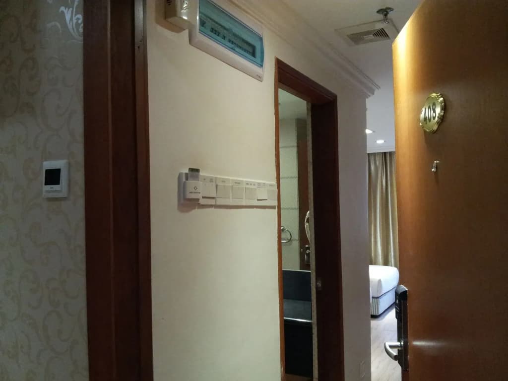 Cardogan Hotel - photo 8