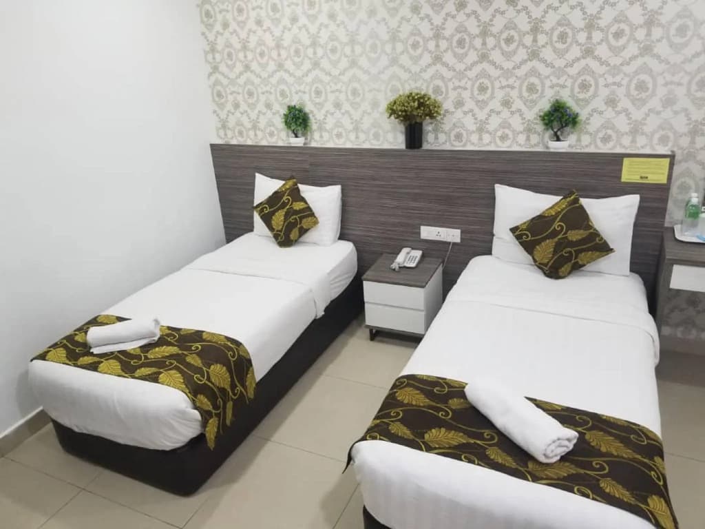 D'Metro Hotel - photo 3