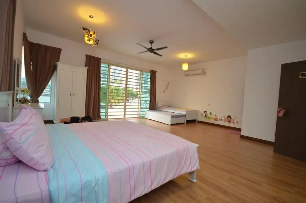 Felicia Home - photo 4