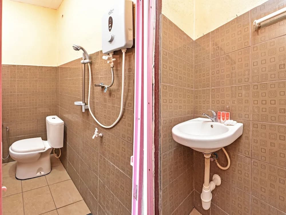 Oyo 90605 Nurulhuda Langkawi Hillview Roomstay - photo 6