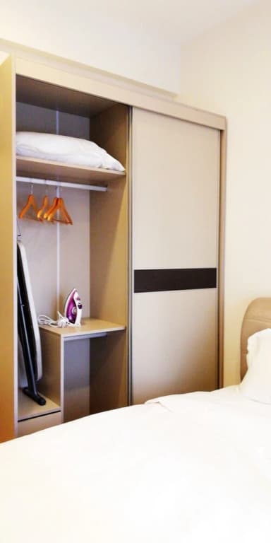 Sea View Homestay @ Country Garden Danga Bay - photo 15