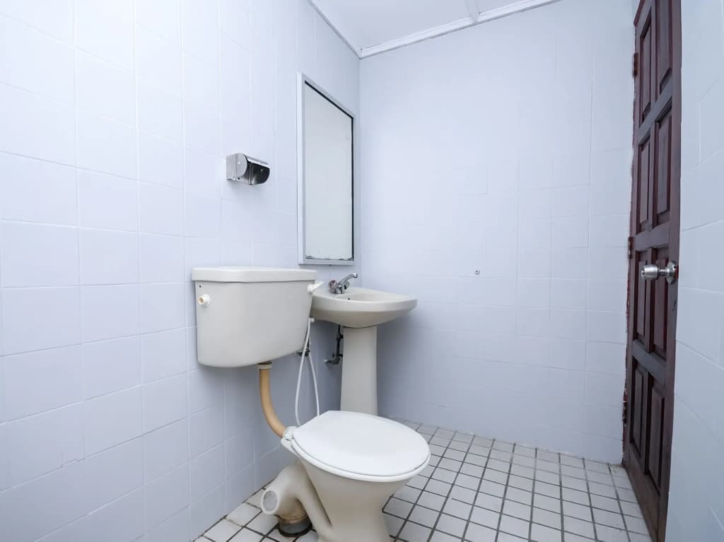 Super OYO 1018 Telang Usan Hotel Miri - photo 7