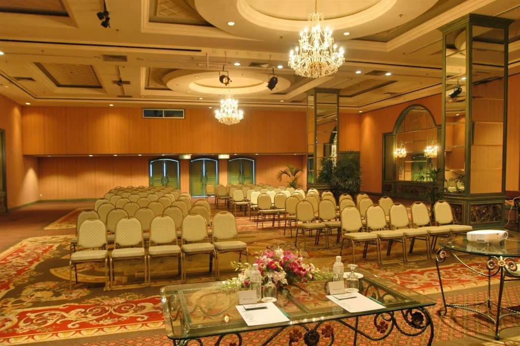 Grand Margherita Hotel - photo 12