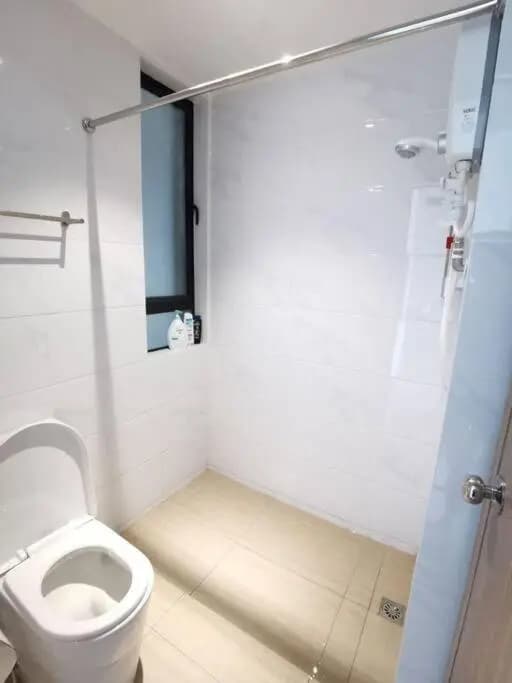 JB City Homestay Centre Park 10-20min To Hot Area - photo 1