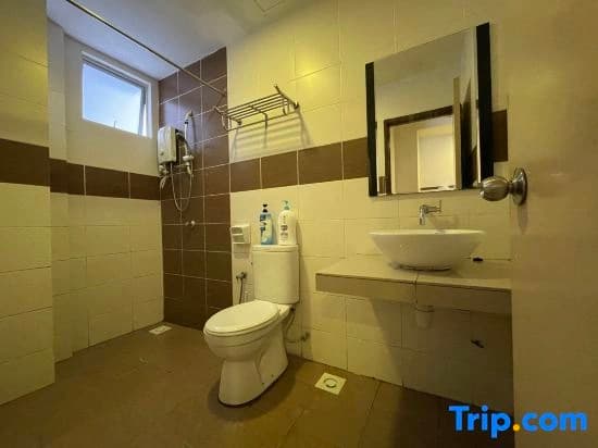 Melaka BL Free 4 Waterpark Tickets A0319 by BeeStay - photo 1