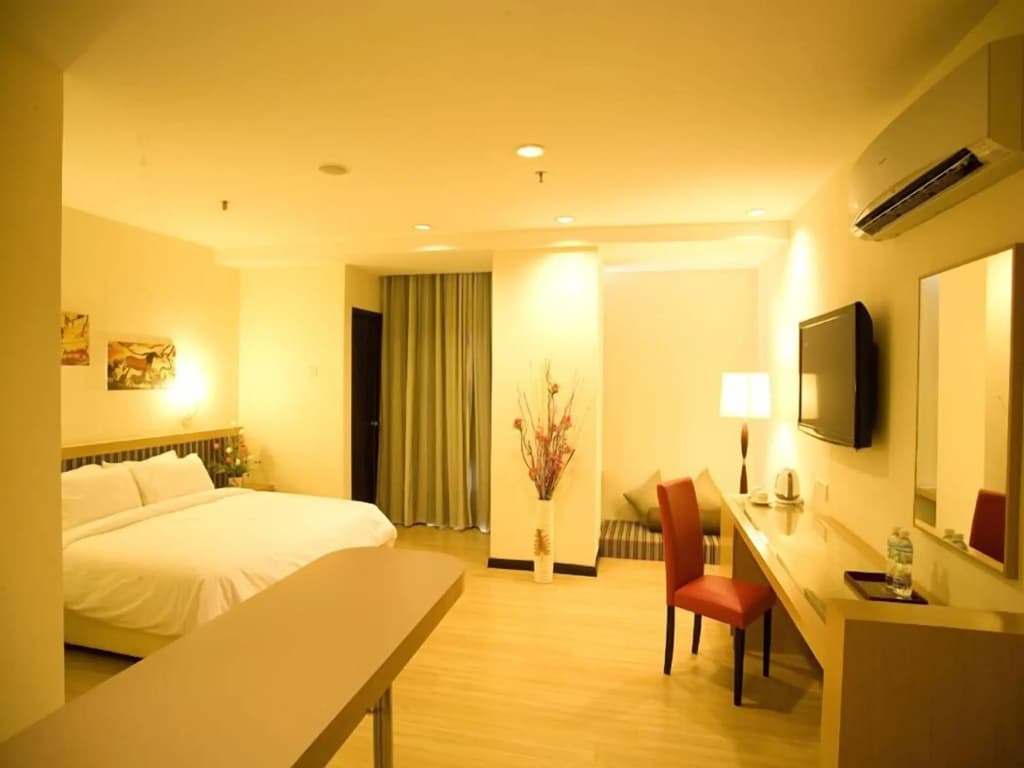 De Garden Hotel - photo 4