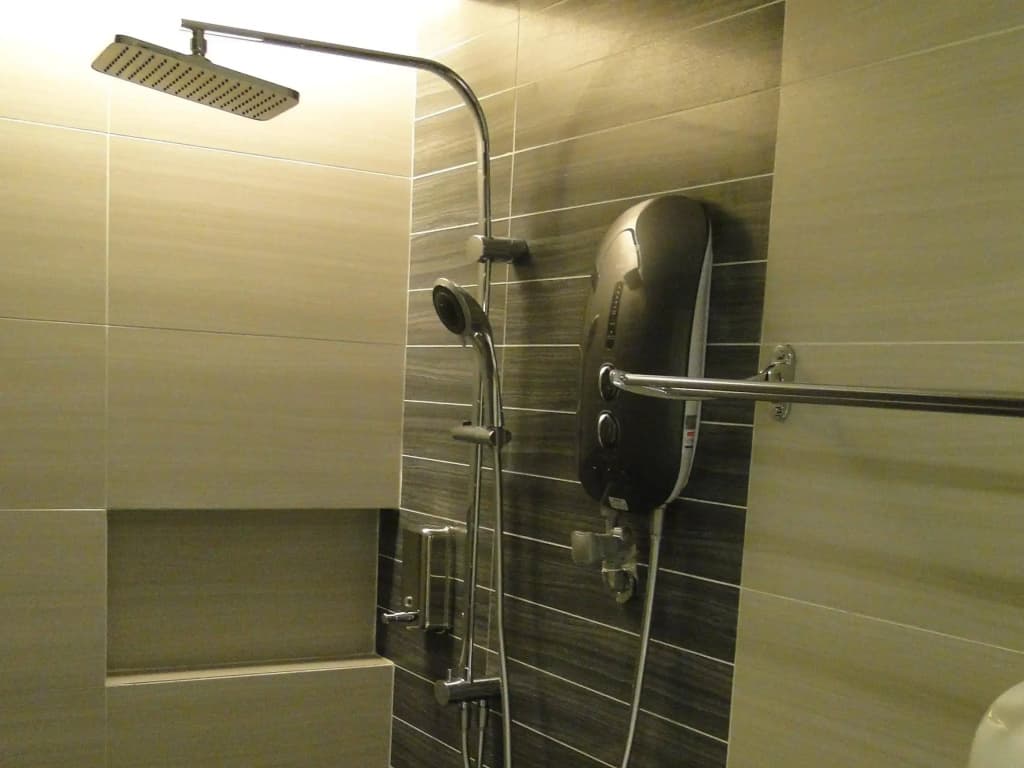 Orange Premier Hotel Taman Segar - photo 8