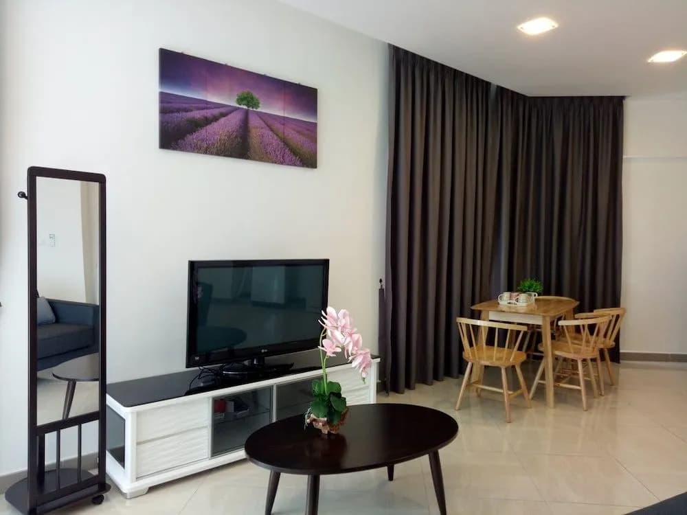 PM Octagon Suites And Apartment - photo 6