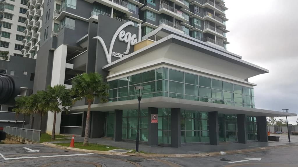 Vega Residensi By Kroll Home2stay with Netflix Wifi 1 Bedroom Apt - photo 2