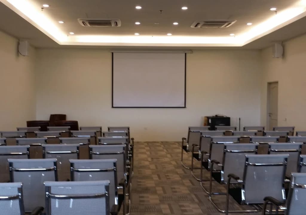 Aurora Hotel - photo 17