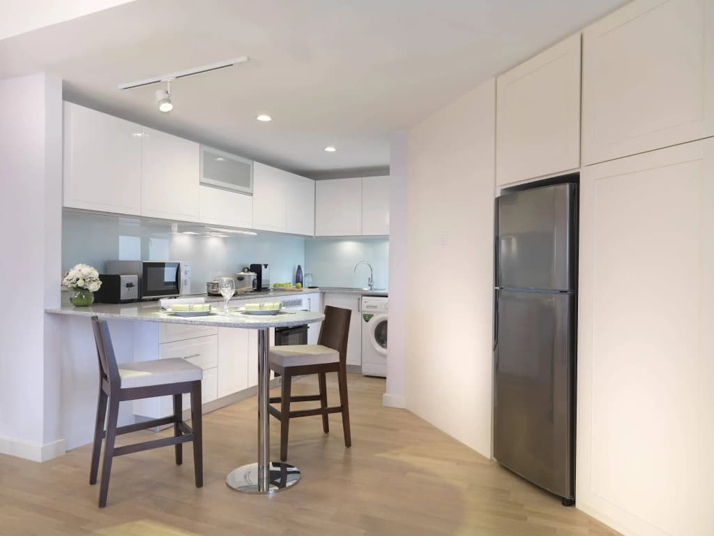 Ambassador Row Hotel Suites by Lanson Place - photo 15