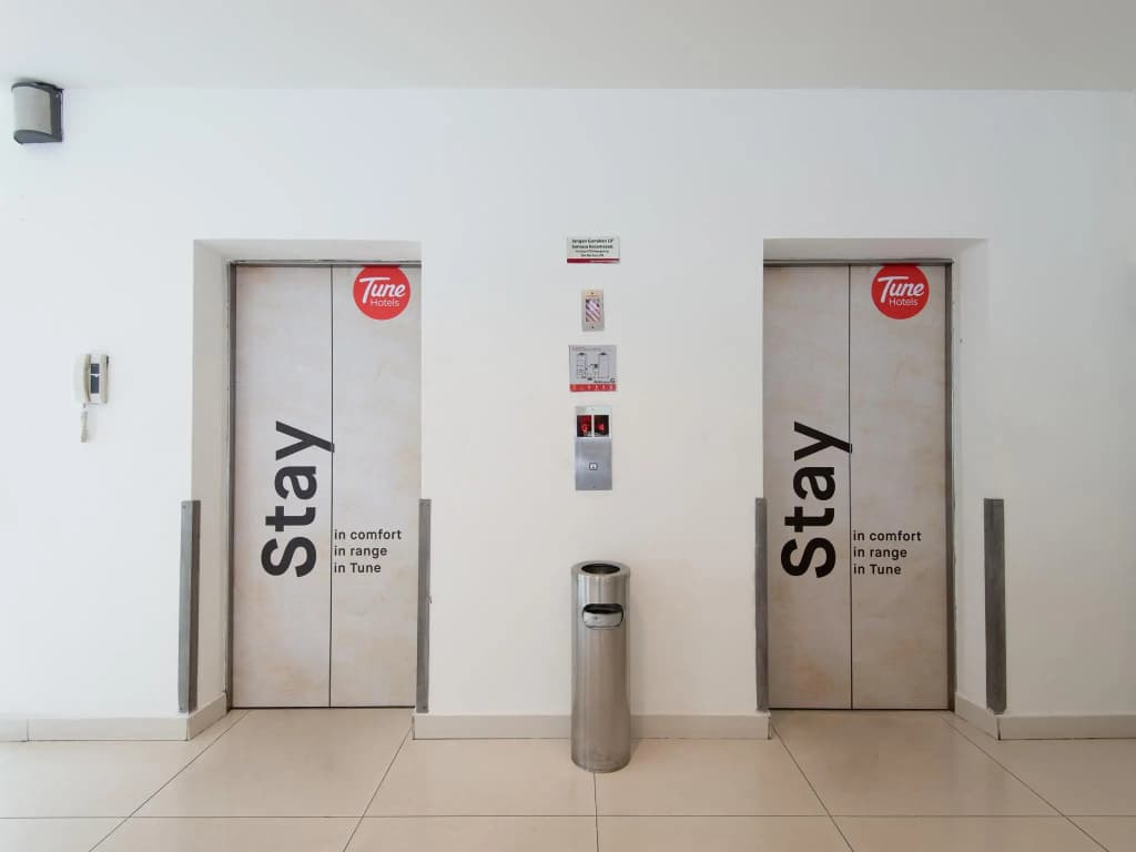 Tune Hotel KLIA Aeropolis - photo 11