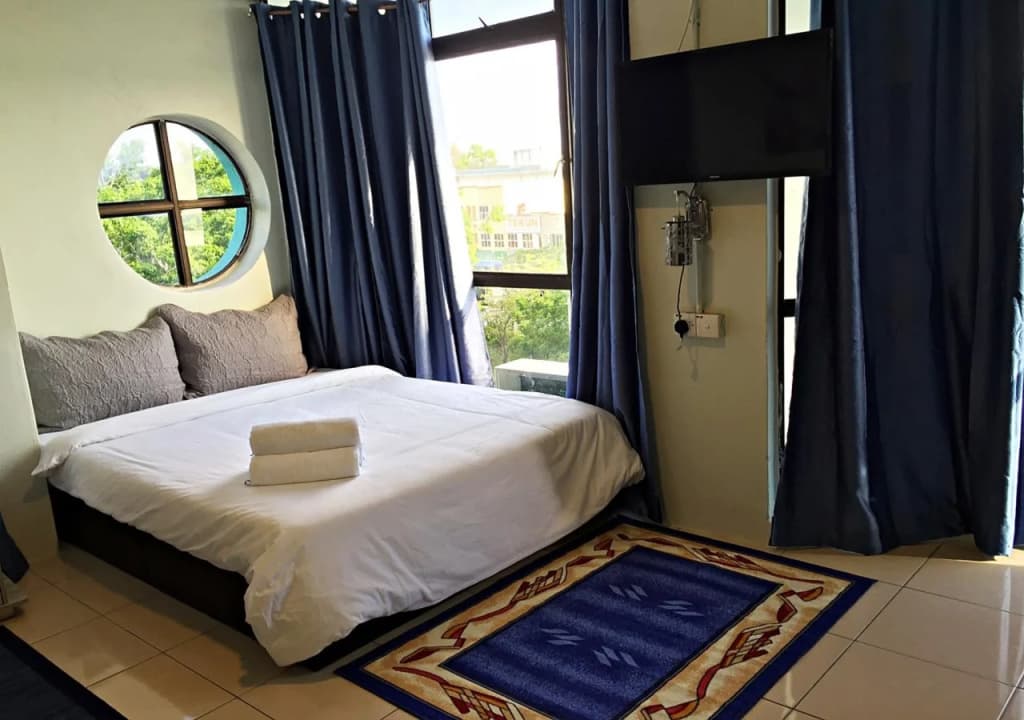 Milvus Hotel - photo 5
