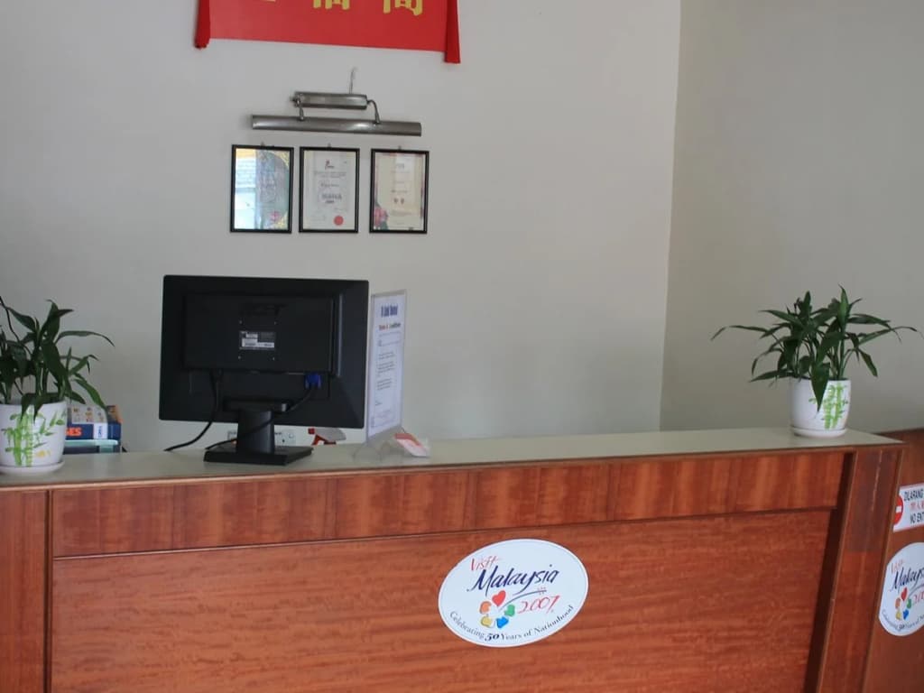 B Link Hotel - photo 1