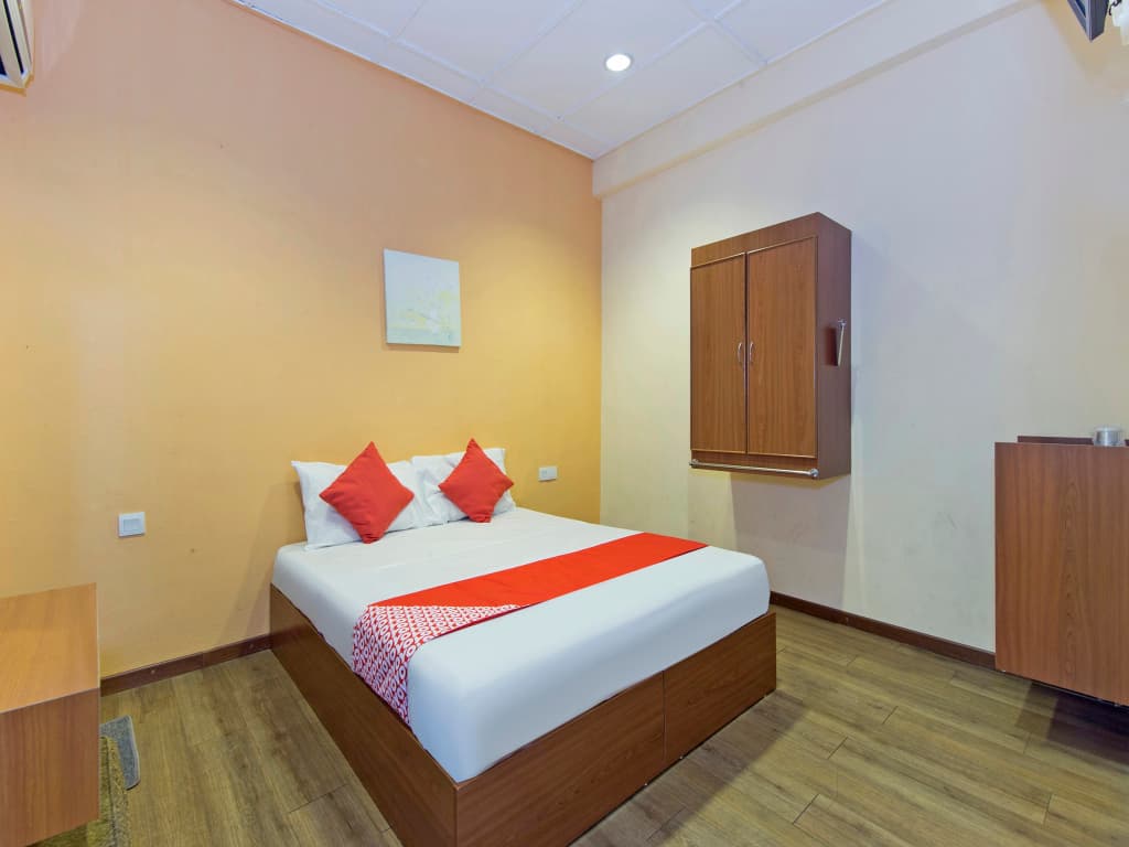OYO 415 Straits Settlement Inn - photo 4