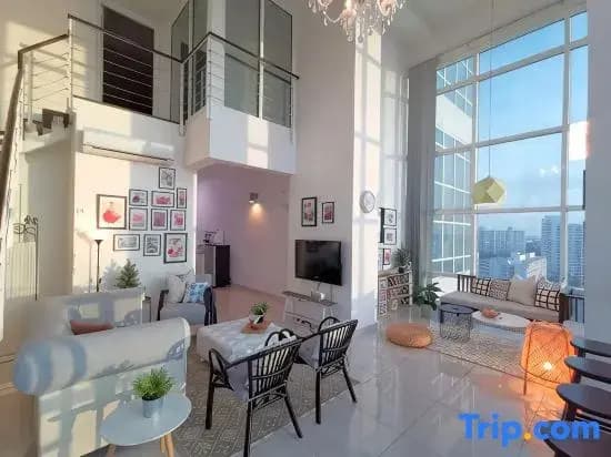 Maritime Suites Holiday Rental @ George Town - photo 10