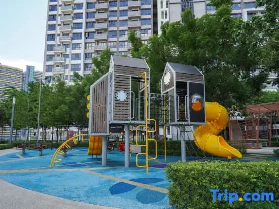 KL Modern Family Suites • 3–4BR • Walk to MRT/Mall • Infinity Pool - photo 3