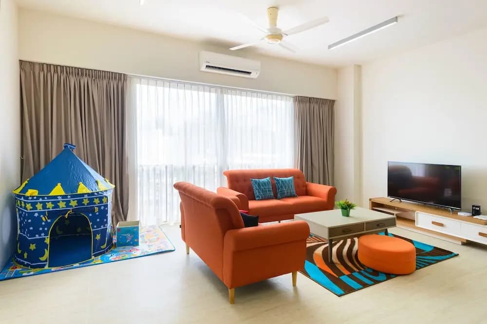 2 Bedrooms Apartment By The Sea - photo 12