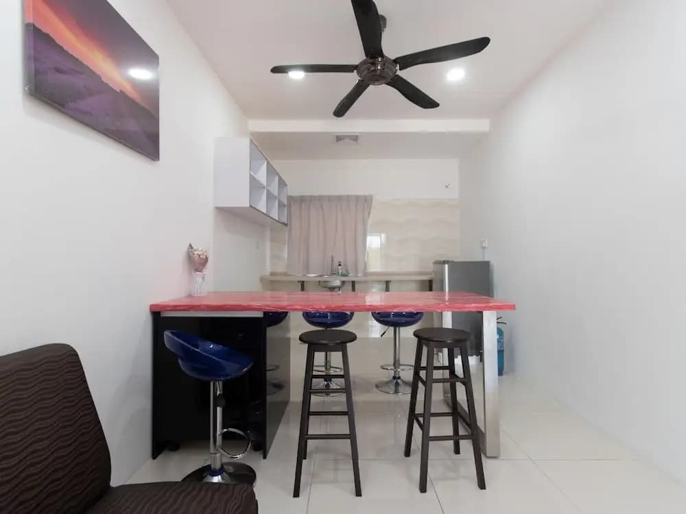 Weng Bee Guest House by OYO Rooms - photo 18