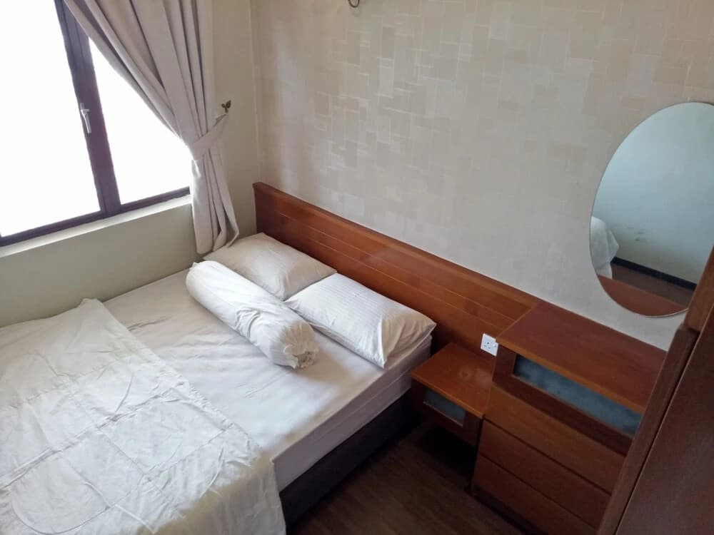 Batu Ferringhi By the Sea Holiday Home - photo 4