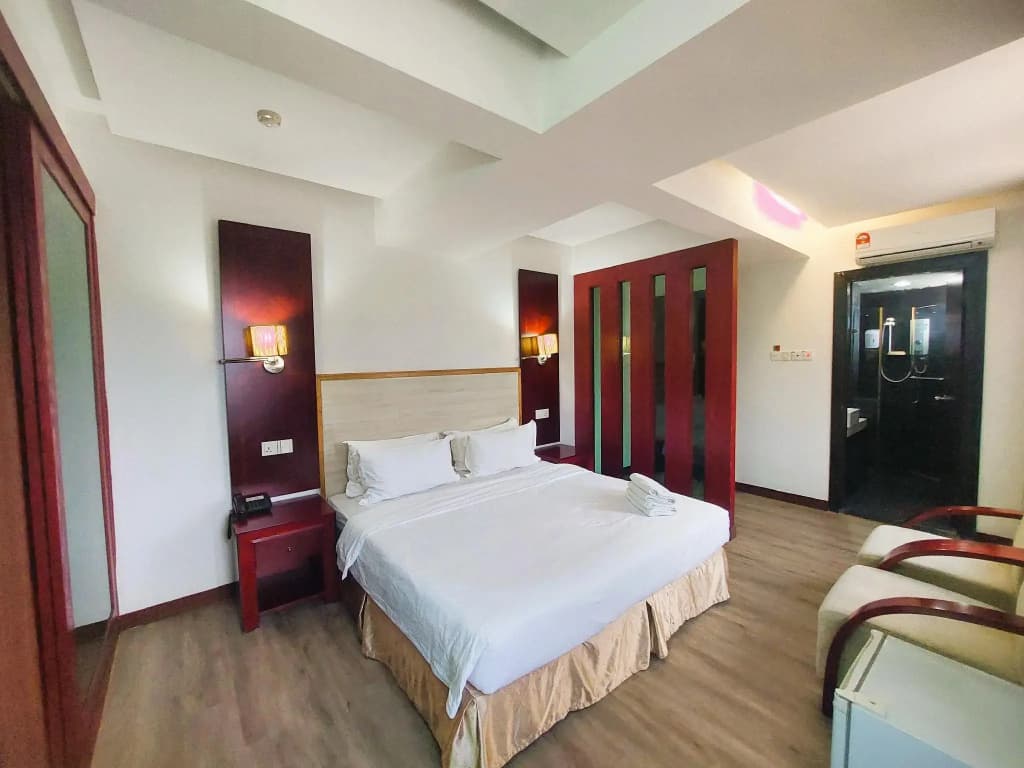 Celyn City Hotel - photo 4