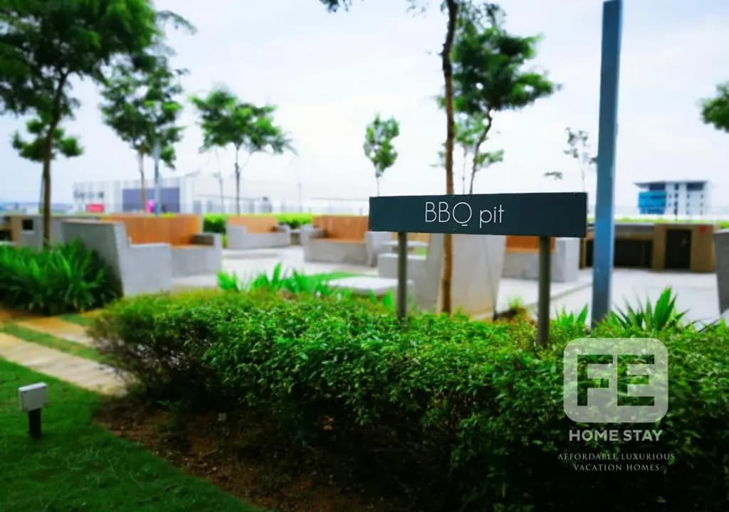 Netflix Wifi Trefoil Homestay Setia Alam FE Studo for 2 pax - photo 11