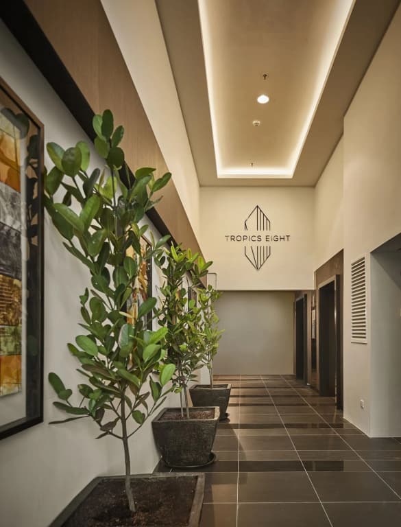 Tropics Eight Suites - photo 17