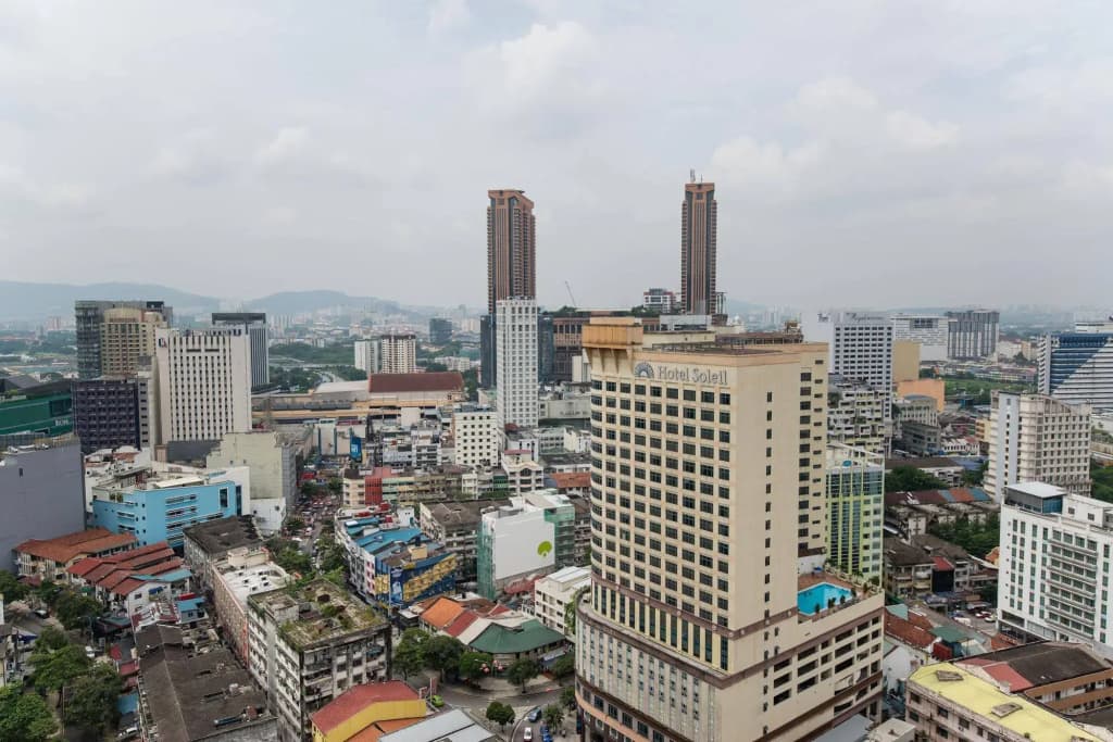 RH Suites at One Bukit Ceylon - photo 17