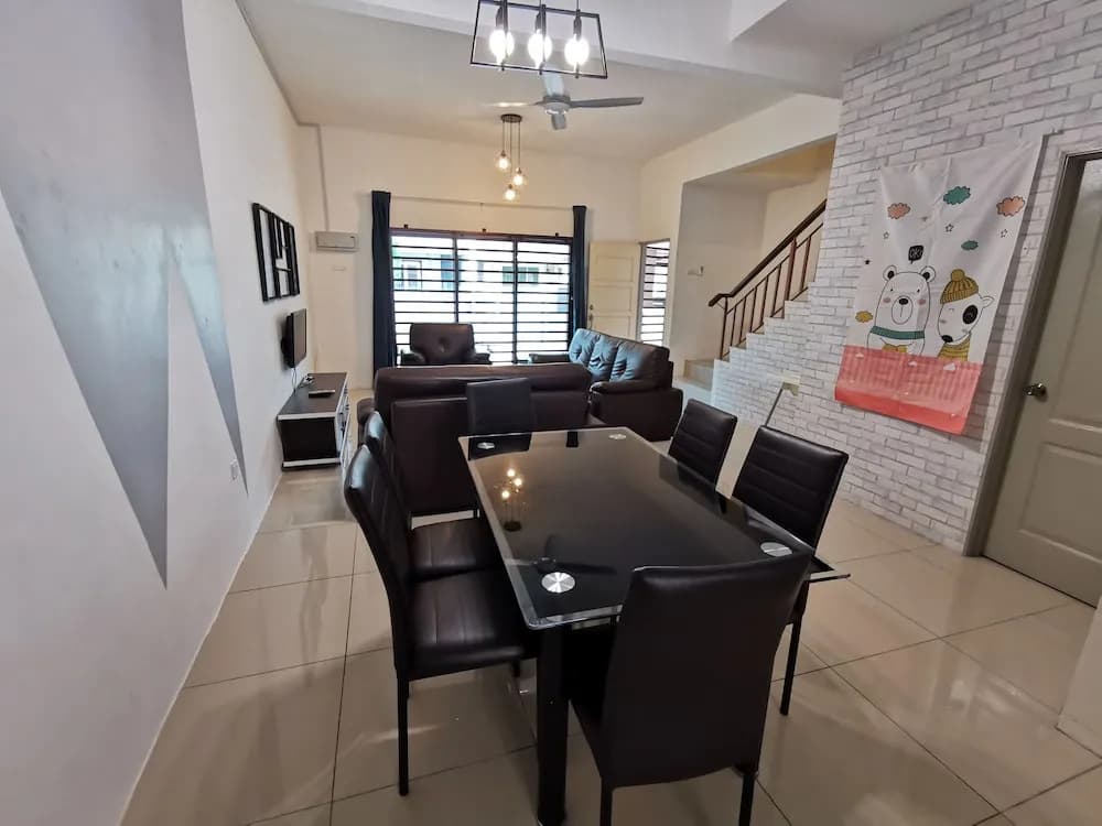 The Woodz Homestay - 2 Storey House - photo 25