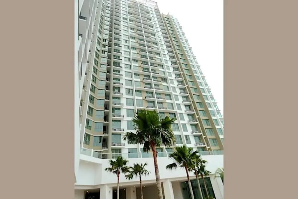 Tropics Damansara Residence by BeeStay [3 Pax] - photo 1