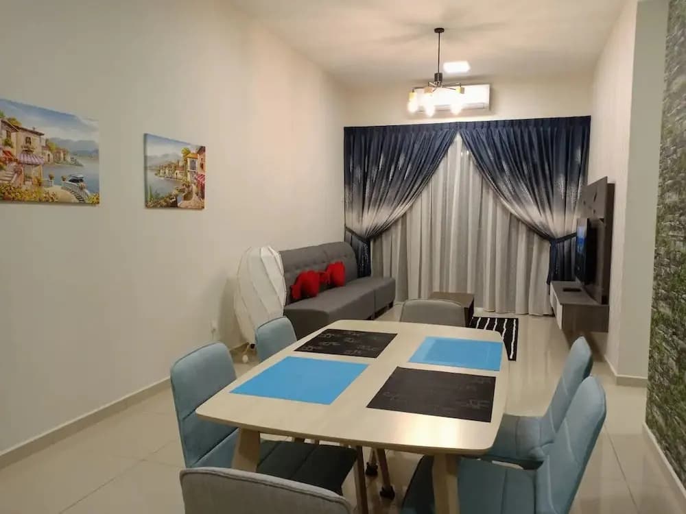BLeisure Parkland Homestay - photo 16