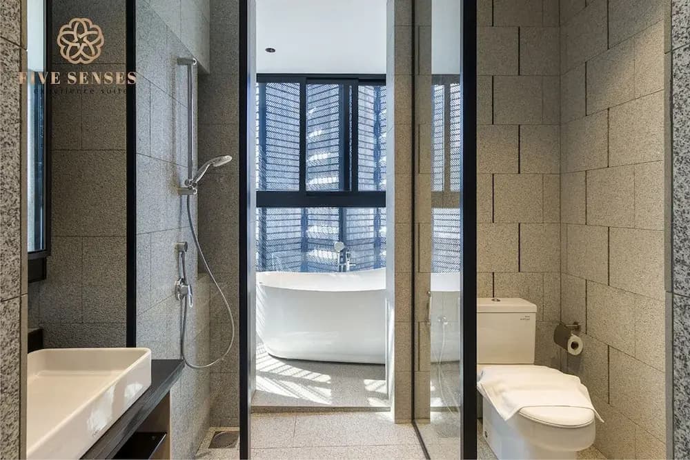 Scarletz Suites by Five senses - photo 9