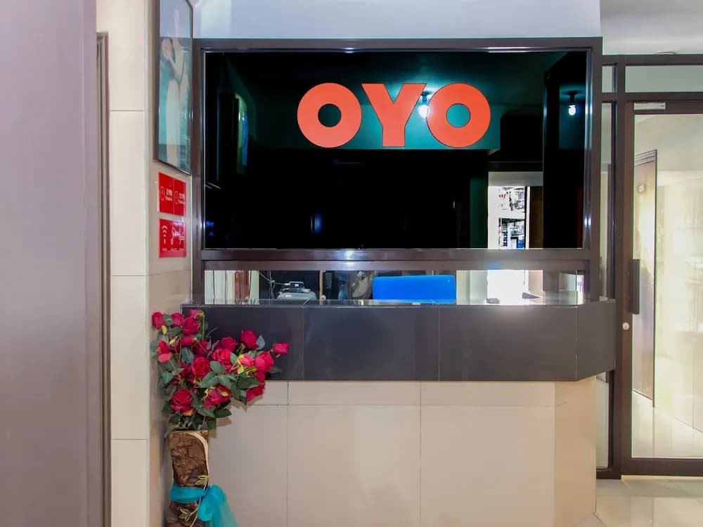Leila Hotel by OYO Rooms - photo 9