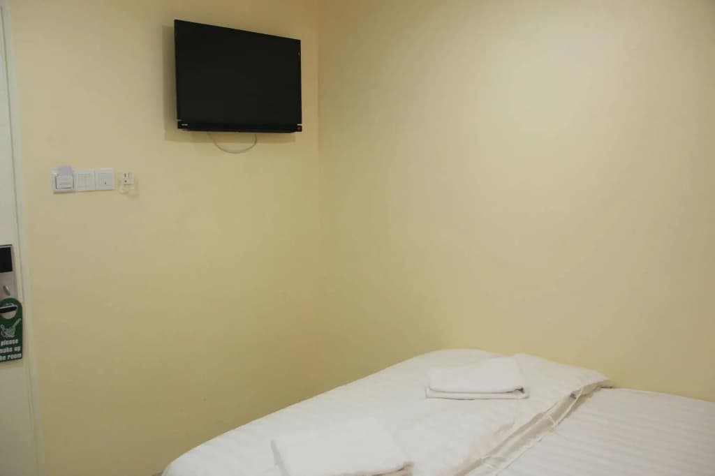 Royale City Hotel - photo 7