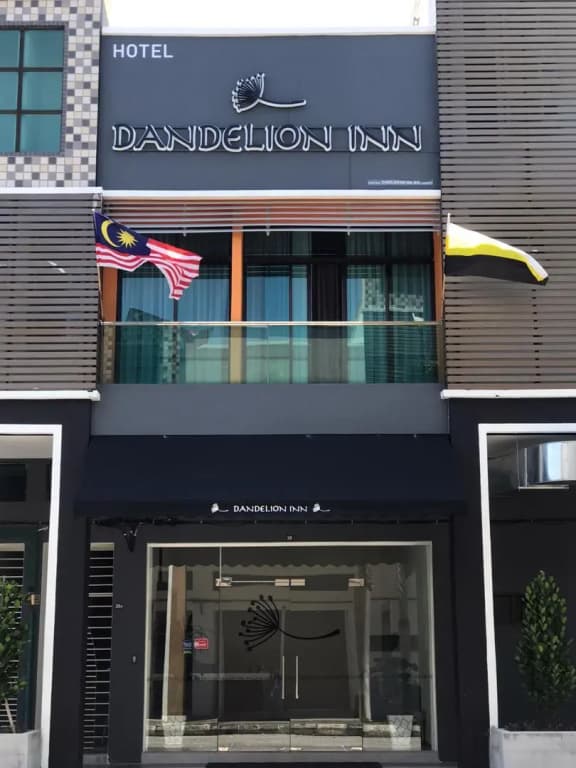 Dandelion Inn - photo 1