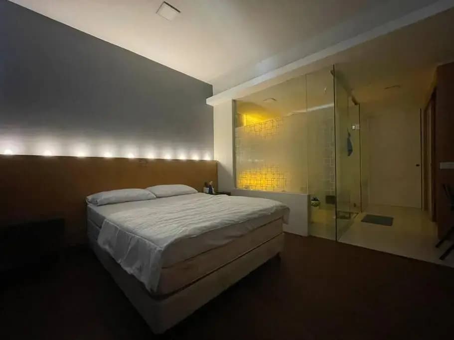 Private Jacuzzi Staycation at KL City 1014 - photo 1