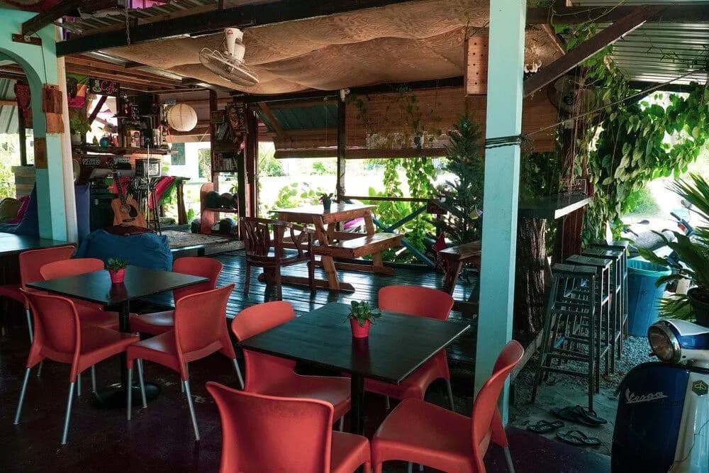 Indiana Cafe and Beds - photo 9