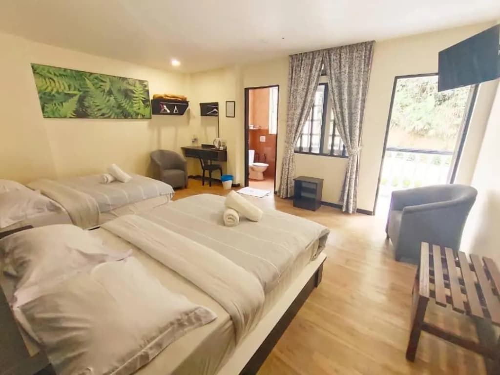 Hillview Inn - photo 13