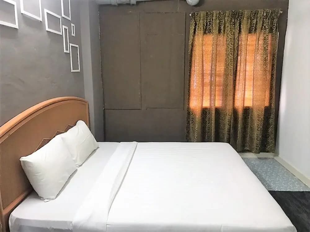 OYO 90465 Pelangi Baru Hotel - photo 7