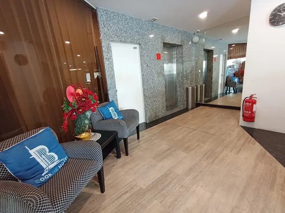 BookMe Hotel - photo 13