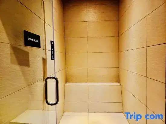Queen Suites Tropicana The Residence by KLCC - photo 14