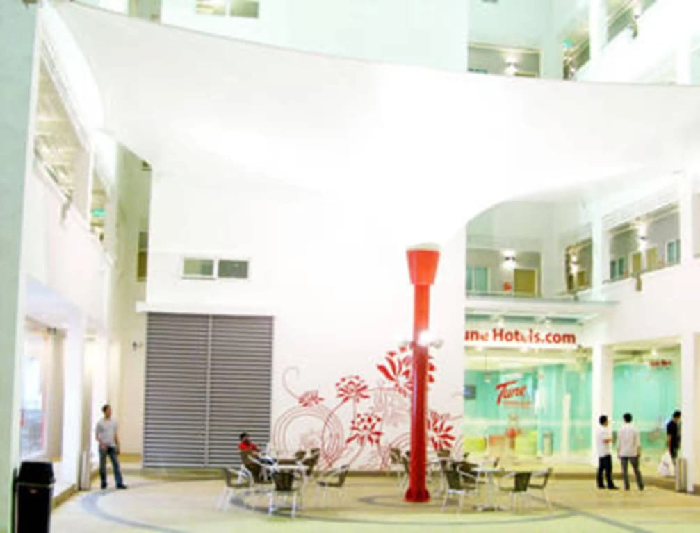 Tune Hotel KLIA Aeropolis - photo 16