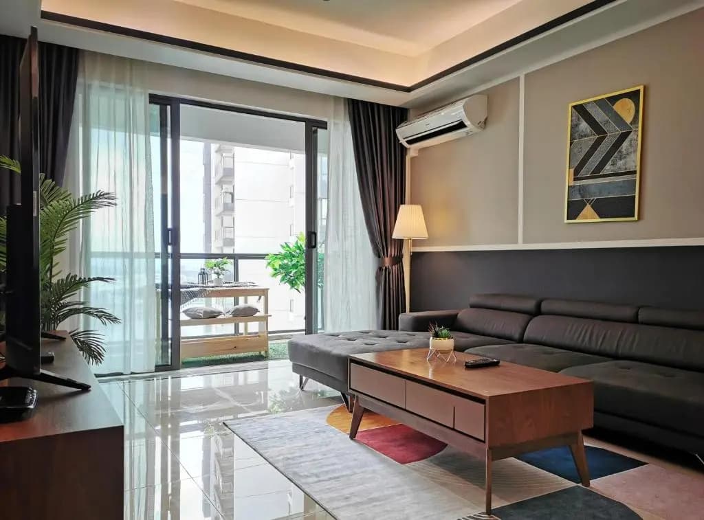 Yussy 4Bedroom Condo at R&F Princess Cove - photo 41