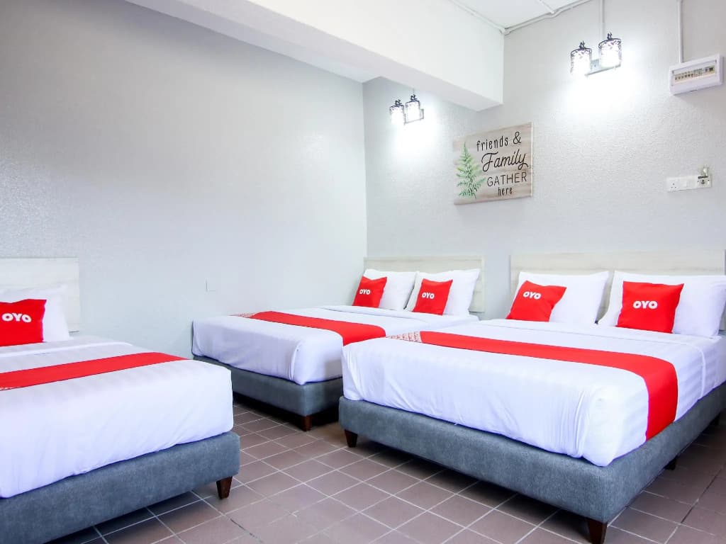 Lotus Inn Hotel - photo 3