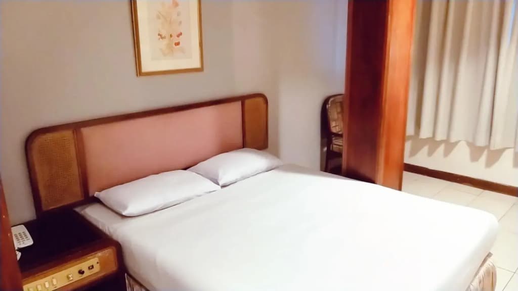 Harbour Inn Melaka - photo 4