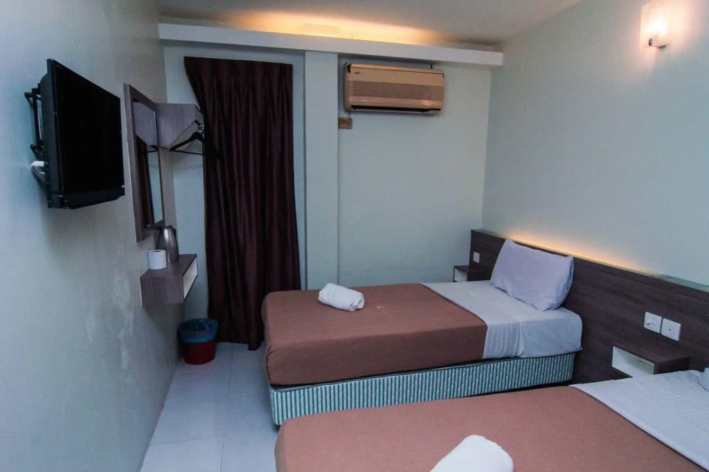 Qish Hotel - photo 5
